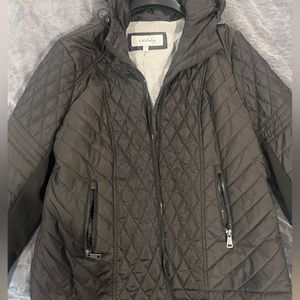 Quilted Rain Jacket with hood